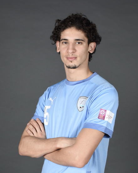 لاعب وسط